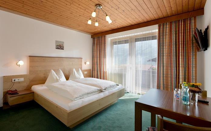 Frühstückspension: Apart Kofler`s Panorama Zillertal, Alois und Rita Kofler